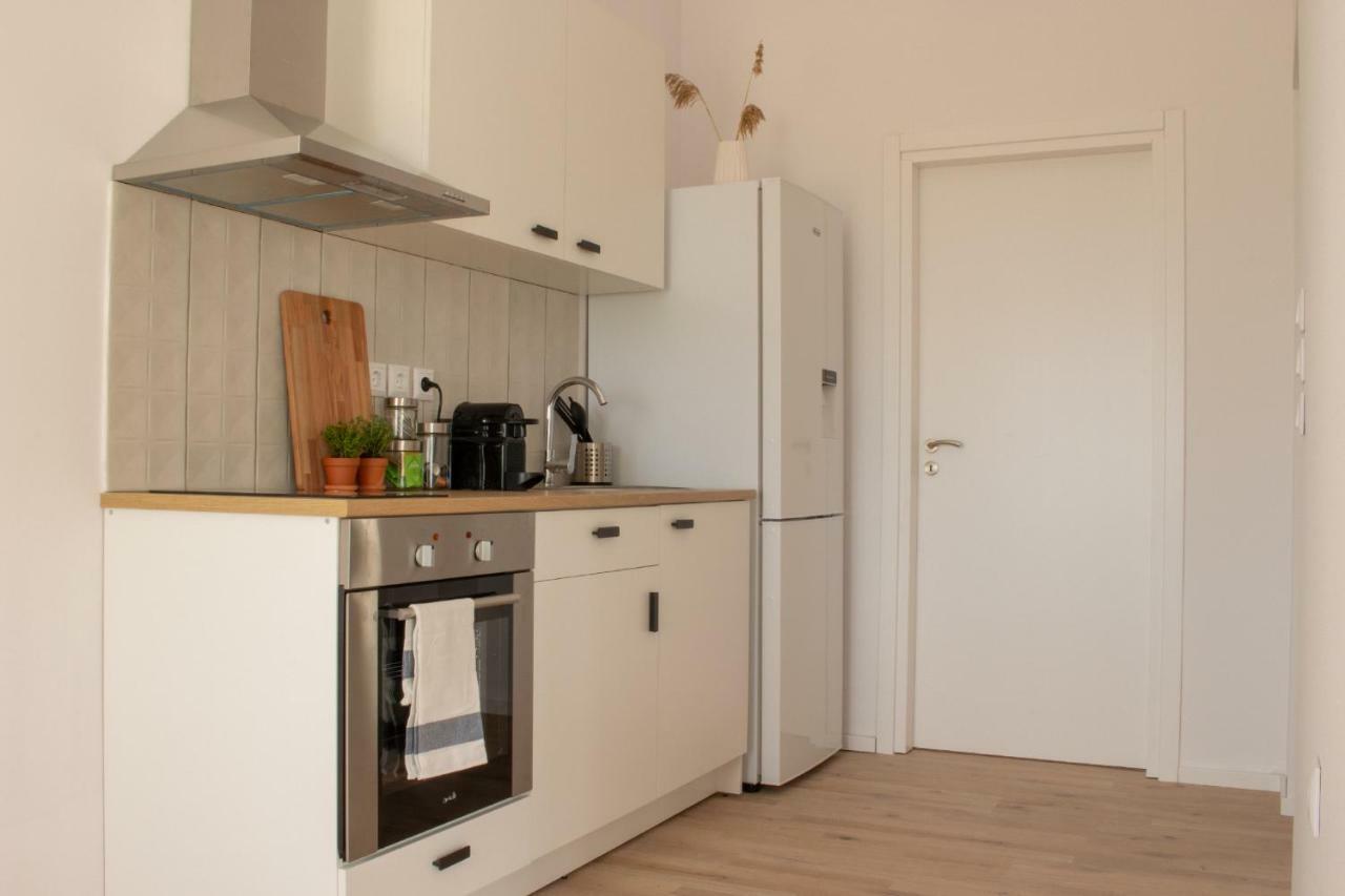 Ayerina Semi-Detached Villas Arílasz Kültér fotó